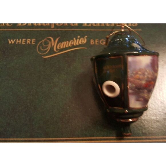 Thomas Kinkade Bradford Editions Heirloom Ornament Lite Cover Lamplight Bridge - Picture 5 of 7